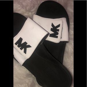 Micheal kors slides